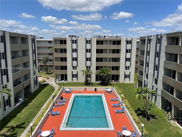 10090 NW 80th Ct Unit 1401, Hialeah Gardens, FL 33016 - view of pool