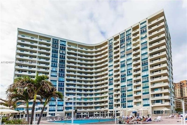 3180 S Ocean Dr Unit 1602, Hallandale Beach, FL 33009 - view of apartment building / complex