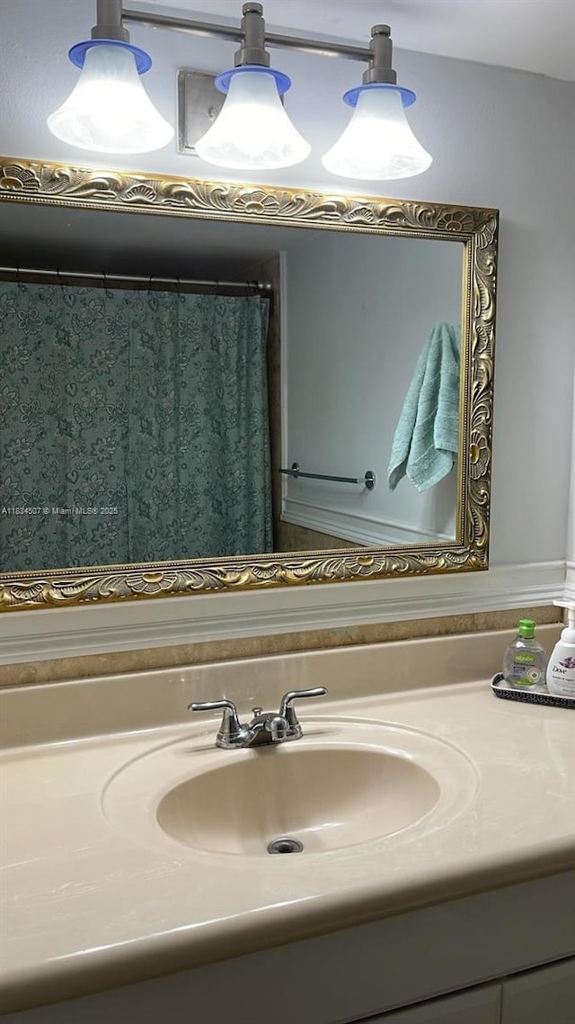 3180 S Ocean Dr Unit 1602, Hallandale Beach, FL 33009 - bathroom featuring vanity