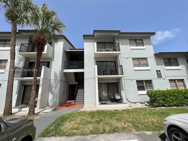 7180 NW 179th St Unit 202, Hialeah, FL 33015 - view of apartment building / complex