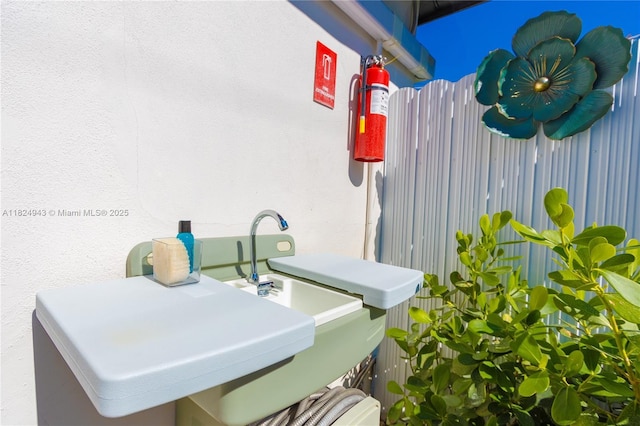 532 NW 100th St, Miami, FL 33150 - photo 30