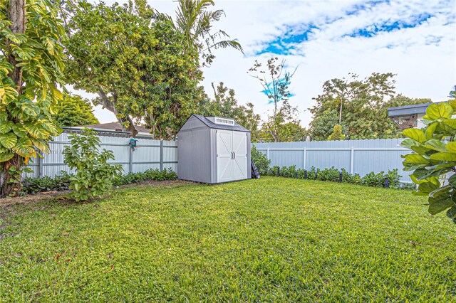 532 NW 100th St, Miami, FL 33150 - photo 40