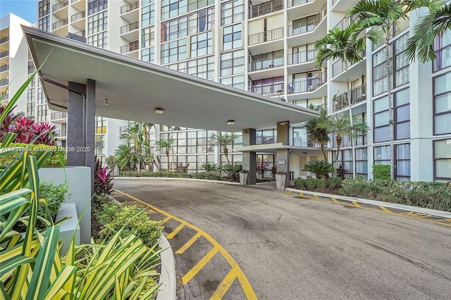 1000 Parkview Dr Unit 114, Hallandale Beach, FL 33009 - view of street