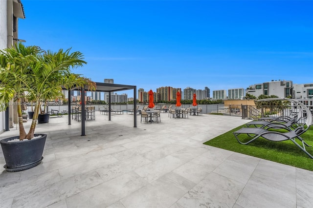 4000 NE 168th St Unit 113B, North Miami Beach, FL 33160 - view of home's community