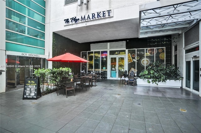 950 Brickell Bay Dr Unit 1103, Miami, FL 33131 - community lobby featuring a high ceiling