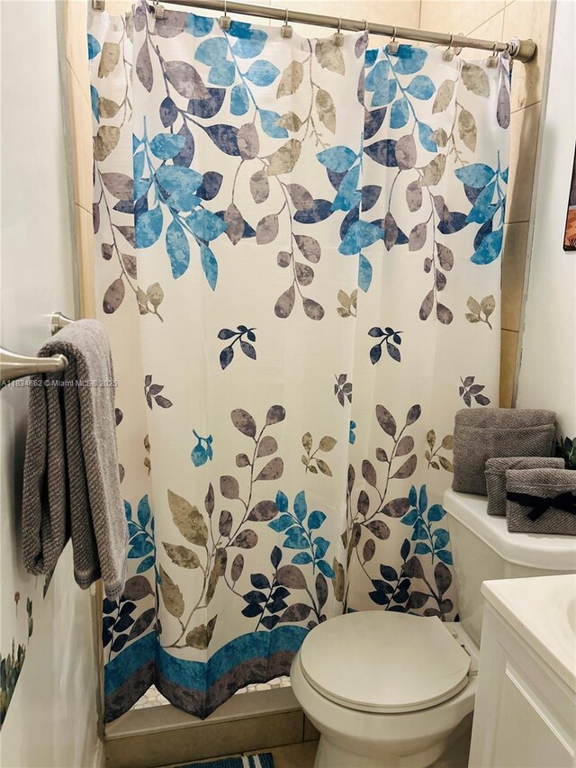 301 NW 146th St, Miami, FL 33168 - bathroom featuring vanity and curtained shower