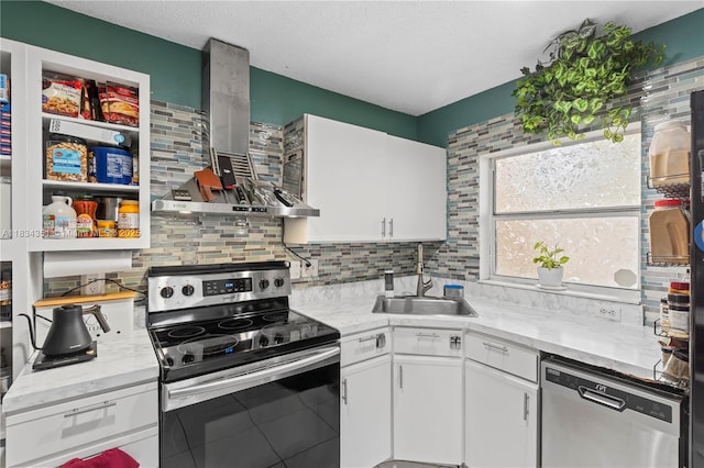 8577 W Boca Glades Blvd Unit D, Boca Raton, FL 33434 - kitchen featuring stainless steel appliances, range hood, and tasteful backsplash