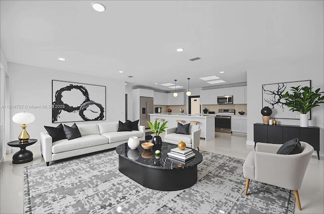 324 SW 16th Ter, Homestead, FL 33030 - living area featuring recessed lighting