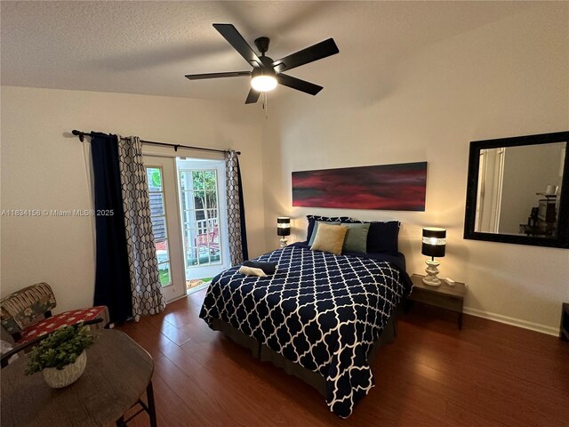 bedroom featuring wood finished floors and a ceiling fan