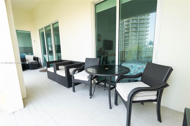 150 Sunny Isles Blvd Unit 1-Th403, Sunny Isles Beach, FL 33160 - view of patio / terrace