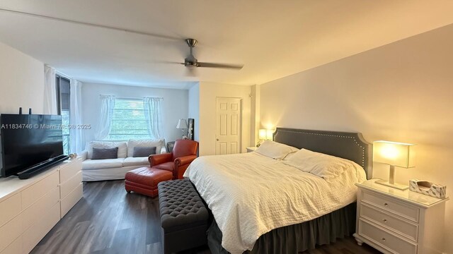 3910 Inverrary Blvd Unit 503-B, Lauderhill, FL 33319 - bedroom featuring dark wood-style floors and ceiling fan