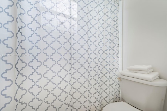 18633 SW 24th St, Miramar, FL 33029 - bathroom with toilet