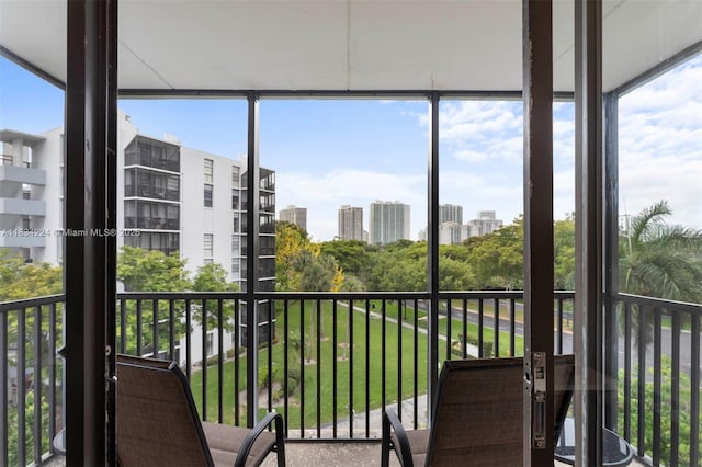 3401 N Country Club Dr Unit 519, Aventura, FL 33180 - photo 1