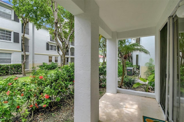 3205 NE 184th St Unit 9106, Aventura, FL 33160 - view of patio