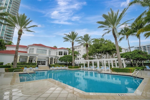 3205 NE 184th St Unit 9106, Aventura, FL 33160 - community pool with a pergola and a patio