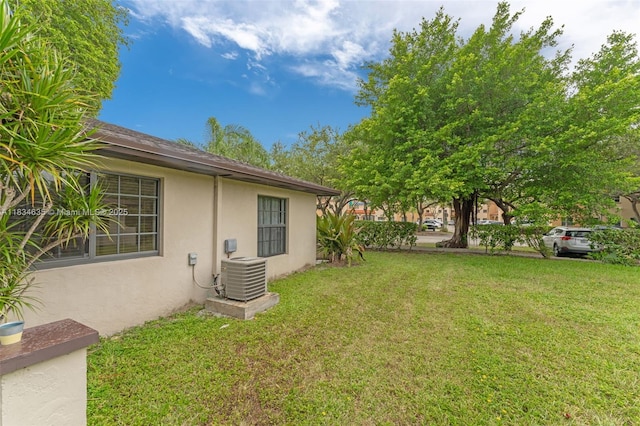13926 SW 46th Ter Unit A 351, Miami, FL 33175 - view of green lawn