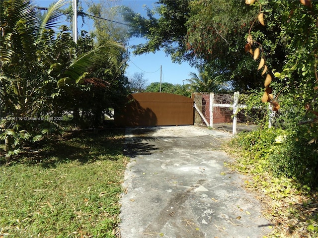 23501 SW 197th Ave, Homestead, FL 33031 - photo 2