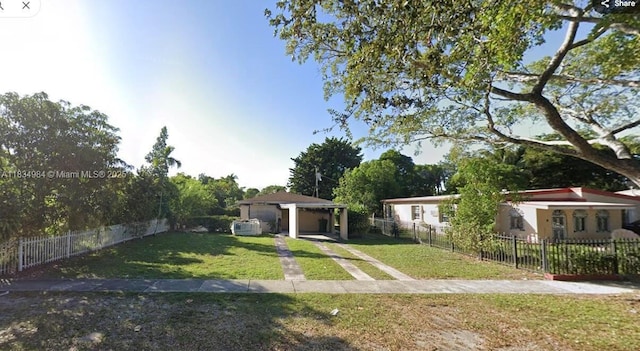 60 NW 120th Ter, North Miami, FL 33168 - view of fenced front yard