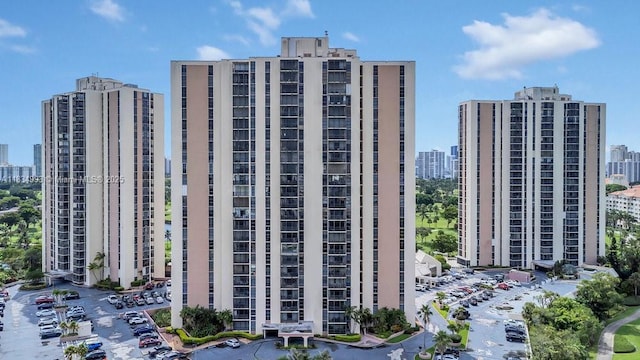 20301 W Country Club Dr Unit 1421, Aventura, FL 33180 - photo 1