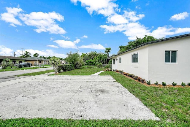 5201 Wiley St, Hollywood, FL 33021 - view of green lawn