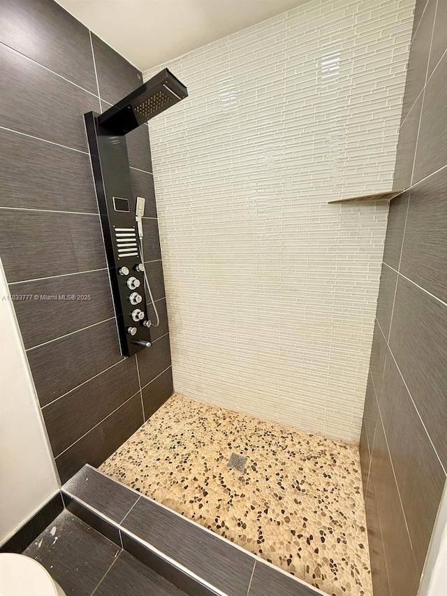 5012 SW 40th Ave Unit 5012, Fort Lauderdale, FL 33312 - full bath featuring a tile shower and toilet