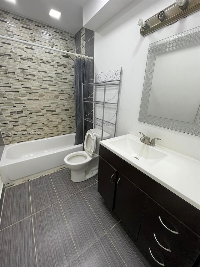 5012 SW 40th Ave Unit 5012, Fort Lauderdale, FL 33312 - bathroom with shower / bath combo with shower curtain and vanity