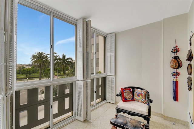 4350 Hillcrest Dr Unit 306, Hollywood, FL 33021 - view of sitting room