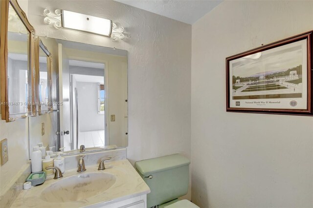 4350 Hillcrest Dr Unit 306, Hollywood, FL 33021 - half bath with toilet and vanity