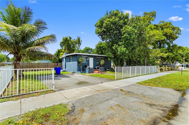 5734 Mckinley St, Hollywood, FL 33021 - photo 1