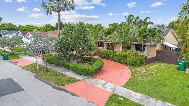 17130 SW 93rd Ave, Palmetto Bay, FL 33157 - view of front of house with a gate and stucco siding