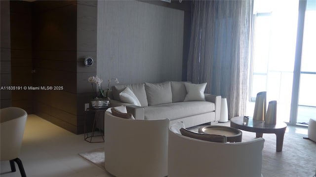 17121 Collins Ave Unit 2803, Sunny Isles Beach, FL 33160 - view of living area
