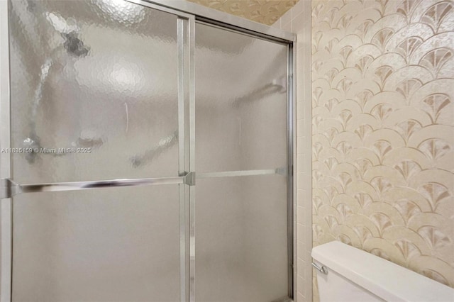 4965 E Sabal Palm Blvd Unit 207, Tamarac, FL 33319 - full bathroom with wallpapered walls and an enclosed shower