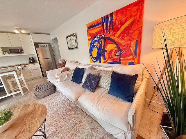 224 Meridian Ave Unit 10, Miami Beach, FL 33139 - view of living room