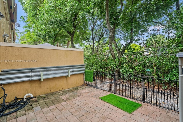 604 SW 107th Ave Unit 706, Pembroke Pines, FL 33025 - view of patio