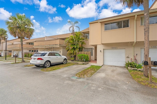 8256 NW 9th Ct Unit 2, Plantation, FL 33324 - townhome / multi-family property with stucco siding