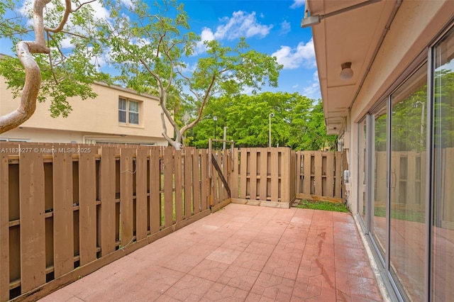 8256 NW 9th Ct Unit 2, Plantation, FL 33324 - view of patio