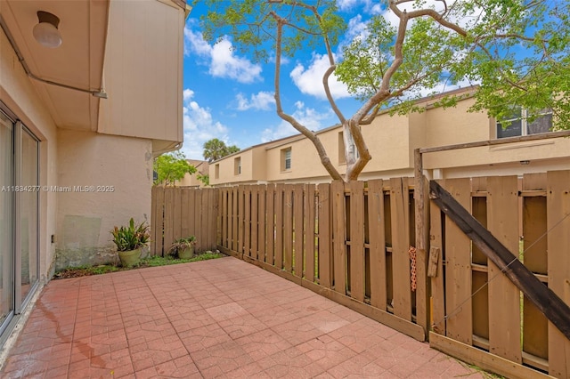 8256 NW 9th Ct Unit 2, Plantation, FL 33324 - view of patio / terrace