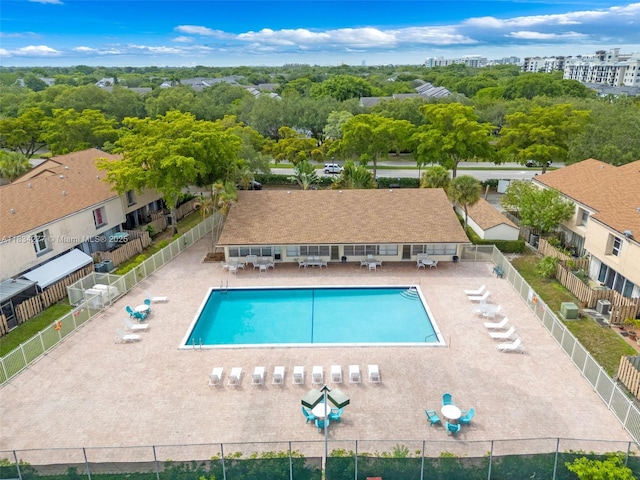 8256 NW 9th Ct Unit 2, Plantation, FL 33324 - view of pool