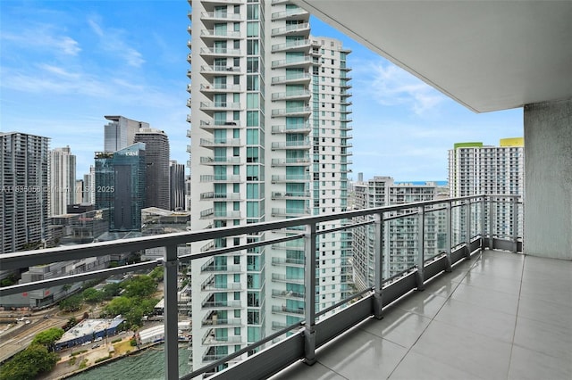 90 SW 3rd St Unit 3810, Miami, FL 33130 - balcony featuring a city view