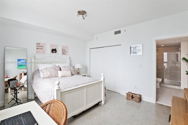 90 SW 3rd St Unit 3810, Miami, FL 33130 - bedroom featuring a closet and connected bathroom