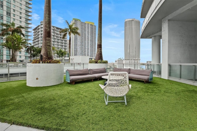 90 SW 3rd St Unit 3810, Miami, FL 33130 - view of property's community featuring a view of city, an outdoor hangout area, and a yard