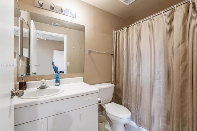 1528 Veracruz Ln Unit 4-3, Weston, FL 33327 - full bathroom featuring toilet and vanity
