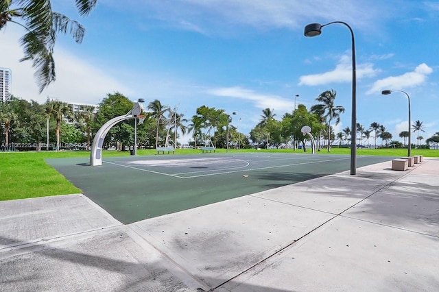 2020 N Bayshore Dr Unit 2801, Miami, FL 33137 - view of sport court with community basketball court