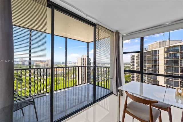 20379 W W Country Club Dr Unit 2539, Aventura, FL 33180 - photo 12