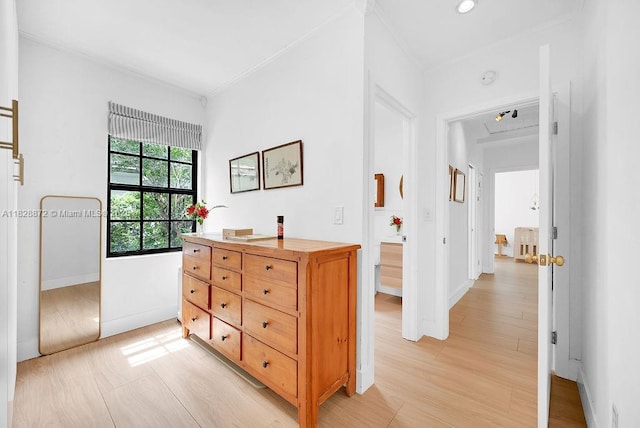 135 NE 87th St, El Portal, FL 33138 - corridor featuring light wood-type flooring and baseboards