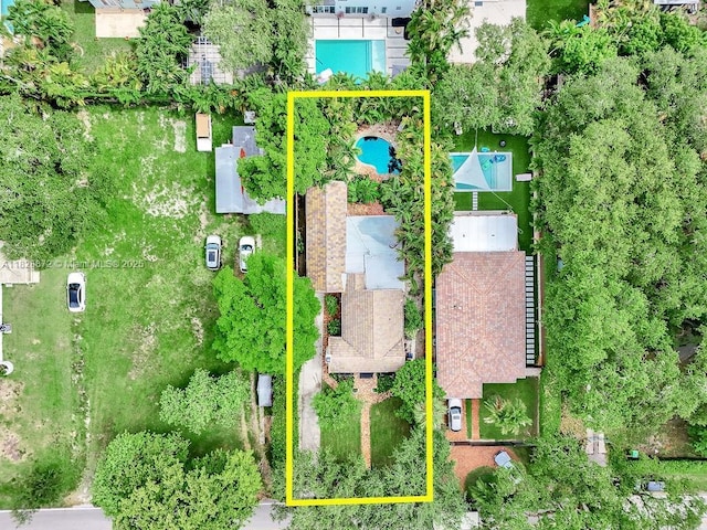 135 NE 87th St, El Portal, FL 33138 - drone / aerial view of a pool