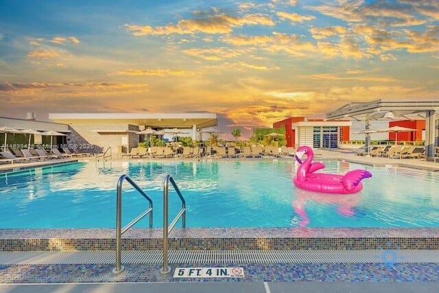 777 N Ocean Dr Unit N401, Hollywood, FL 33019 - view of community pool