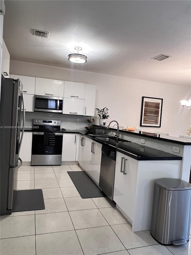 9866 NW 10th St, Miami, FL 33172 - photo 8