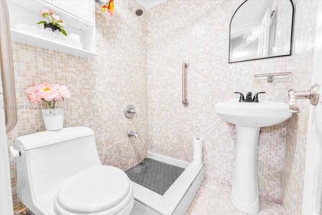 1890 W 56th St Unit 1411, Hialeah, FL 33012 - full bathroom with tile walls and a stall shower