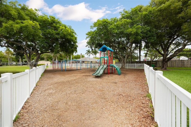 9909 SW 218th Ter, Cutler Bay, FL 33190 - photo 24